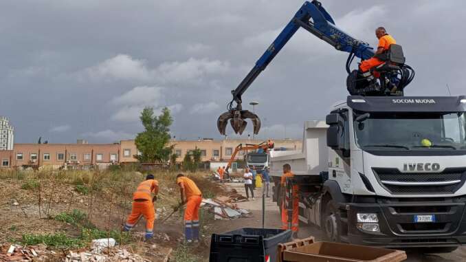 Rimozione ingombranti viale 2 Giugno (3)
