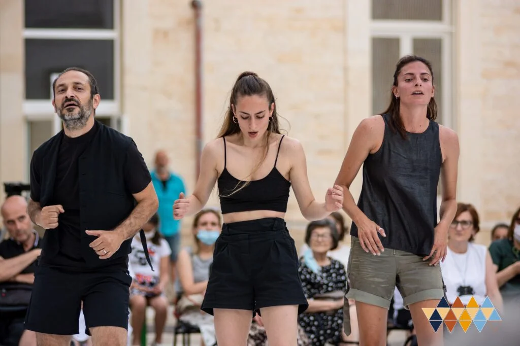 Da Ruvo di Puglia ai palcoscenici internazionali: WHERE, spettacolo di danza della compagnia Menhir vola a Firenze, Tirana e Malta.