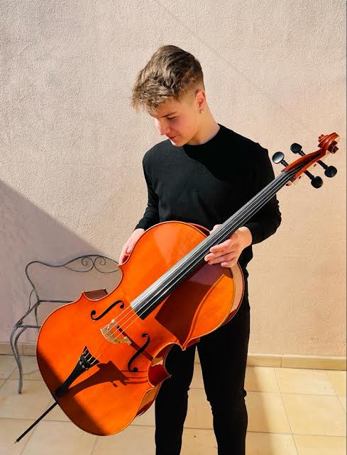 IL VIOLONCELLISTA MATERANO CLEMENTE ZINGARIELLO VINCE LA BORSA DI STUDIO DEL CONCORSO PER GIOVANI MUSICISTI DELL’ORCHESTRA FILARMONICA DELLA SCALA