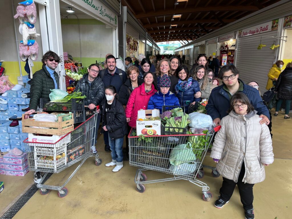 22 11 22 bari social food questa mattina il recupero delle eccedenze alimentari presso il mercato di japigia a cura dei ragazzi dellaipd 2 radio laser news matera potenza puglia basilicata