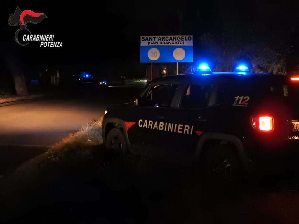 <strong>sant’arcangelo (pz): occultava eroina all’interno dei pantaloni. arrestato dai carabinieri</strong>. 1 foto n. 1 1 radiolaser news matera potenza puglia basilicata