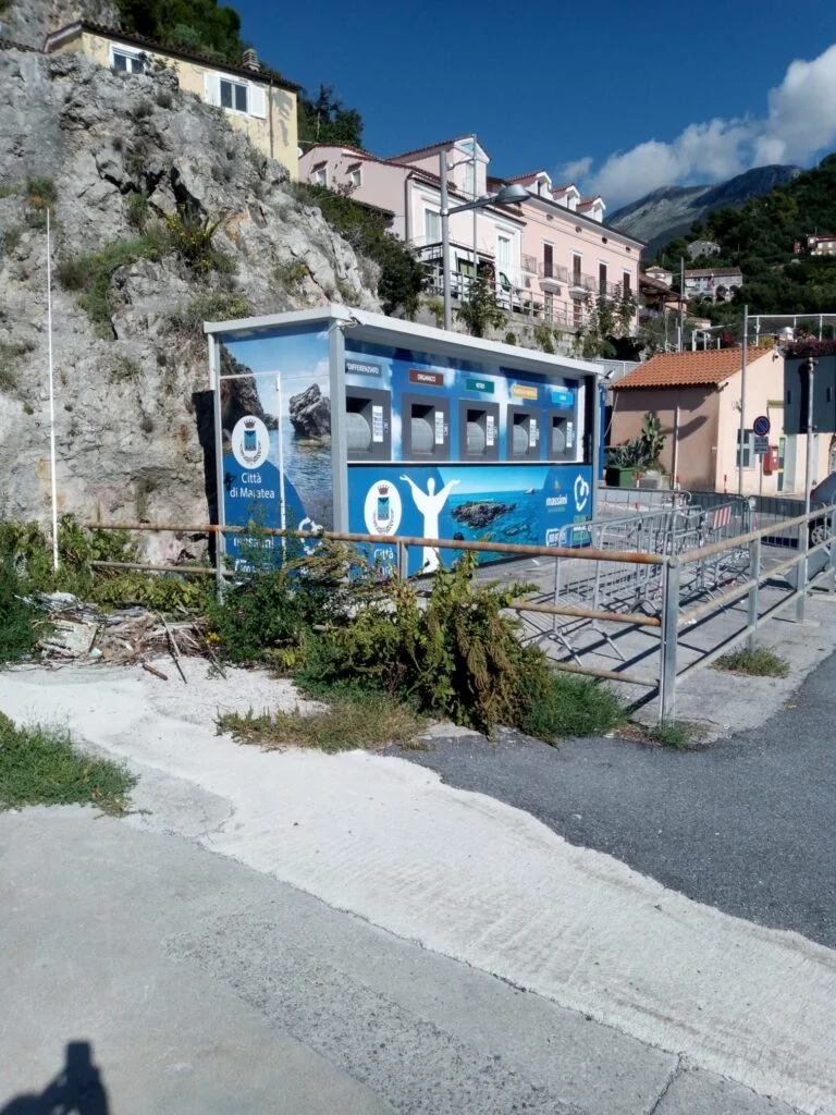 <strong>La Capitaneria di porto di Maratea da il via alla redazione del primo piano rifiuti portuale, ora serviranno i duecentomila euro promessi dalla Regione ad aprile 2021.</strong>