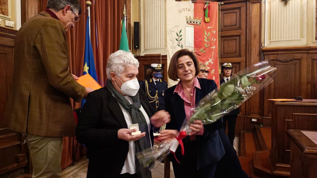 06 12 22 nicolino doro 2022 oggi a palazzo di citta la cerimonia di premiazione della xxiv edizione foto 2 radiolaser news matera potenza puglia basilicata