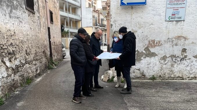 28-12-22 realizzazione nuova strada di collegamento tra via Principessa Jolanda e via Vittorio Veneto_oggi il sopralluogo dell’assessore Galasso a Carbonara