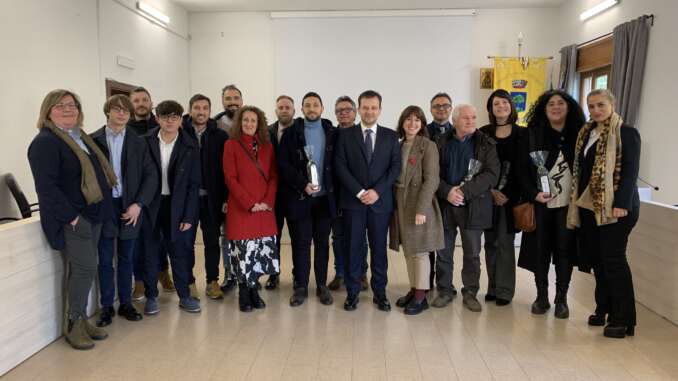 6 - FOTO DI GRUPPO SINDACI E AMMINISTRATORI 3.12.2022