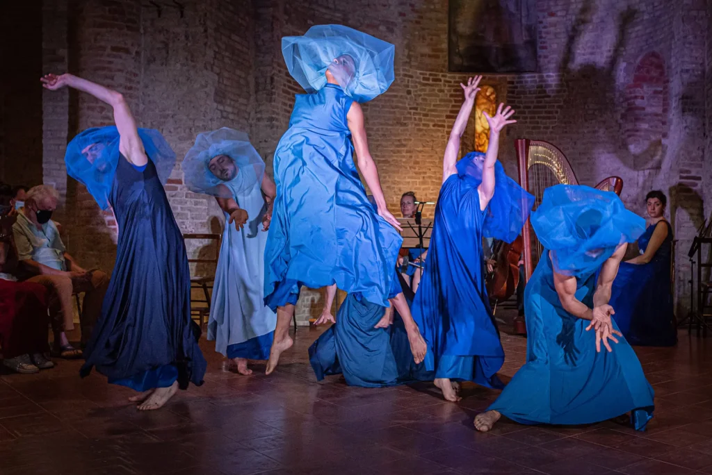 Lagonegro: Musica e danza con la compagnia Artemis e Amici della Musica del Lagonegrese.