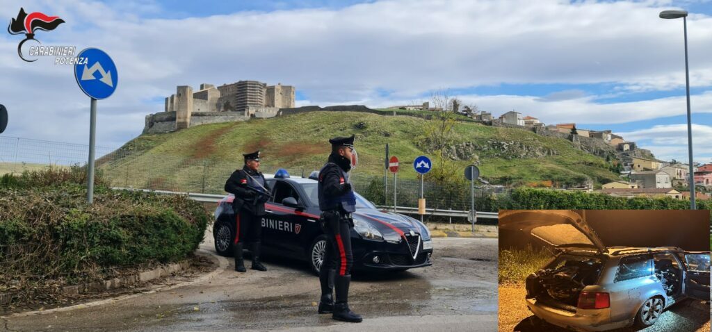 melfi (pz): carabinieri. intercettata auto sospetta. al termine di un inseguimento, recuperati 500 chilogrammi di cavi di rame. 1 foto 1 2 radiolaser news matera potenza puglia basilicata