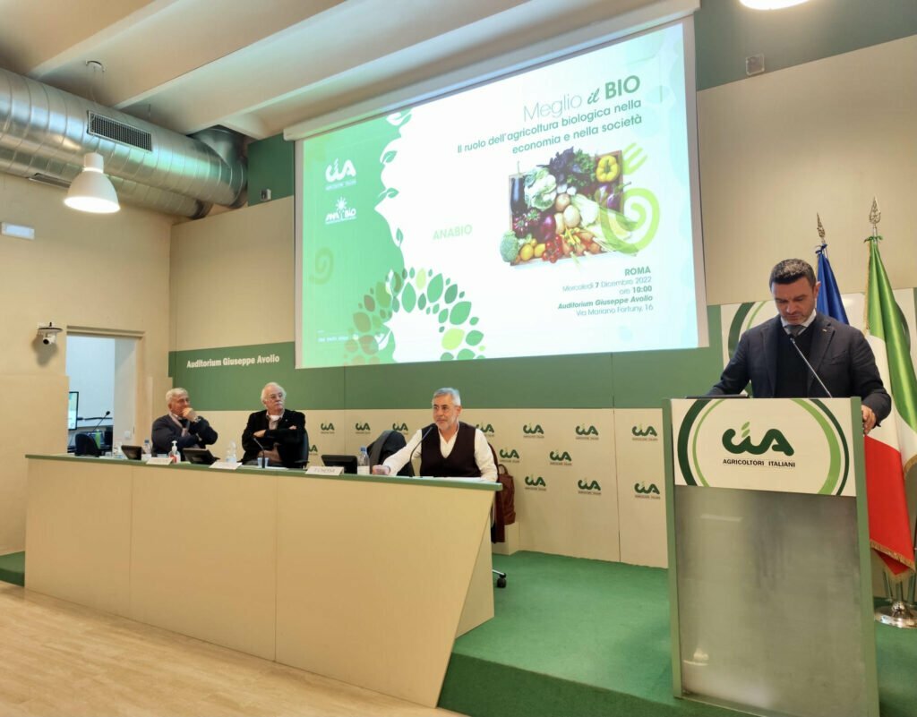 assemblea anabio-cia: basilicata si conferma la terza regione in italia nel rapporto tra superficie agricola totale e superficie agricola bio 1 assemblea anabio cia 2022 1 radio laser news matera potenza puglia basilicata