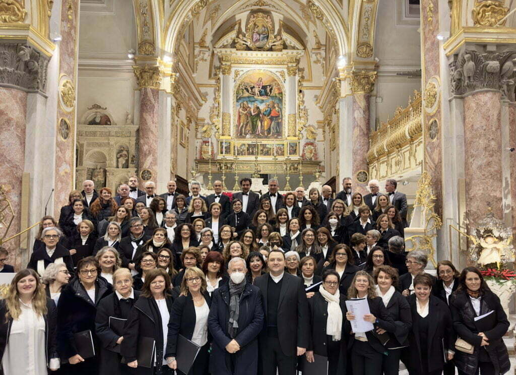 Concerto del coro diocesano “Signum magnum” nel segno grande dell’unità Concerto del coro diocesano “Signum magnum”