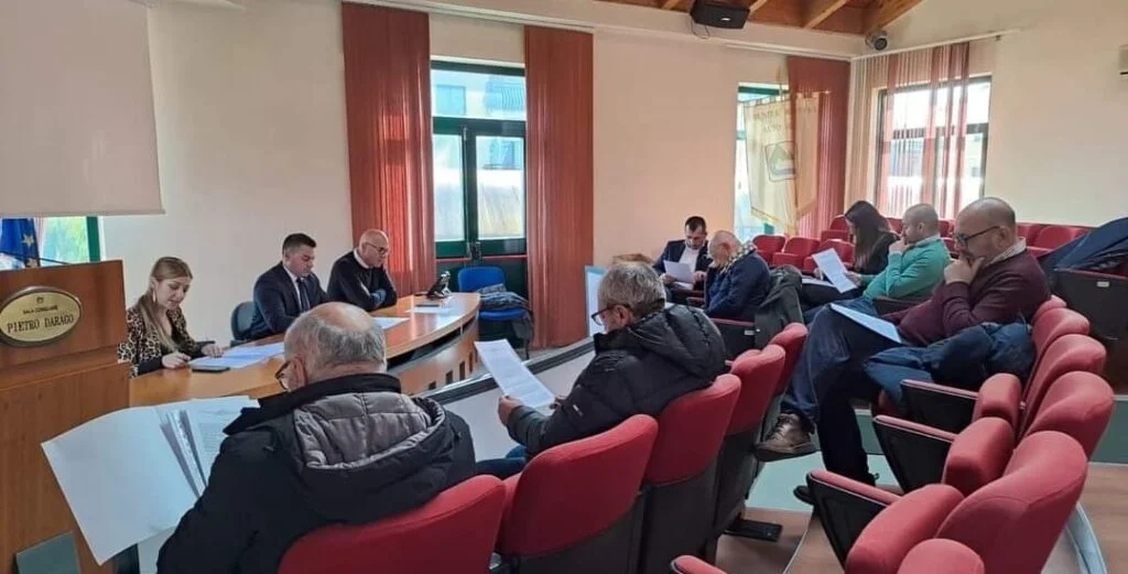 <strong>Fondo per la crescita dei Comuni confinanti con i giacimenti petroliferi – Soddisfazione del Sindaco di Paterno Gioia.</strong>