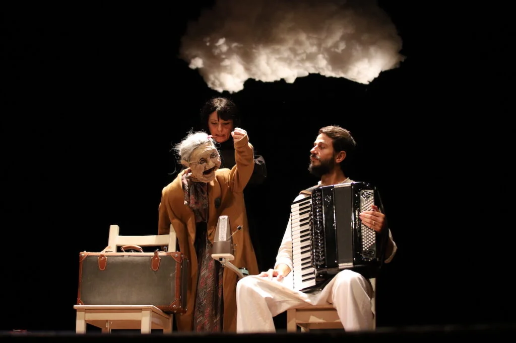 Venerdì 13 gennaio - Paloma - Ballata controtempo a Nasca - Il teatro a Lecce