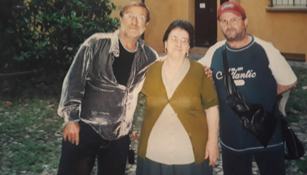 giornalista del corriere della sera parla di lucio dalla e del suo sosia ( il pisticcese vito d'eri). 1 polish 20230121 182108294 radio laser news matera potenza puglia basilicata