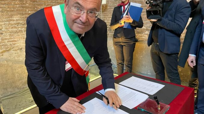 Rossi_firma_protocollo_ViaAppia_01
