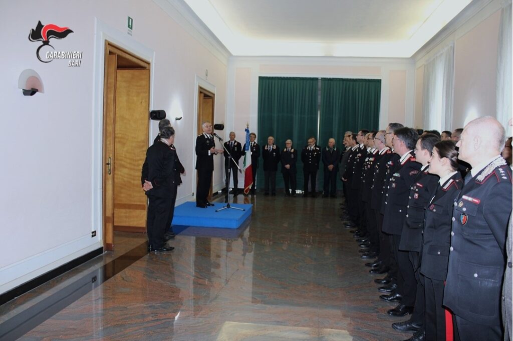 <strong>bari. il comandante interregionale <em>“ogaden”</em>, generale di corpo d’armata andrea rispoli in visita al comando provinciale carabinieri di bari.</strong> 1 gen rispoli 1 radiolaser news matera potenza puglia basilicata