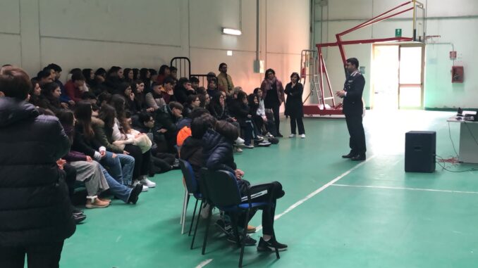 Foto Cultura della legalità IC Milani di Policoro