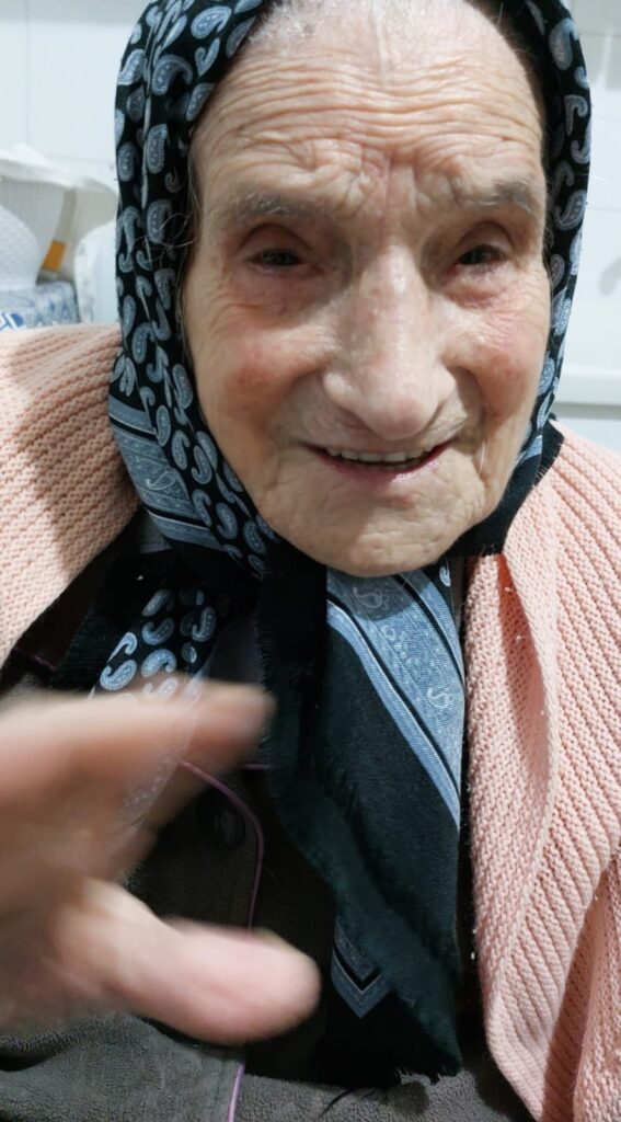 15 MARZO 2023. I ..PRIMI 106 ANNI DELLA NONNA DI PISTICCI VINCENZINA GRIECO. MAI NESSUNO COME LEI