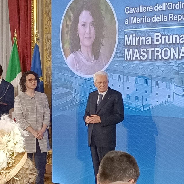 mirna bruna mastronardi. cavaliere dell'ordine al merito della repubblica italiana: <strong>l’emozione…ha la voce di “agata – volontari contro il cancro”</strong> 2 onorificenza mirna bruna mastronardi radiolaser news matera potenza puglia basilicata