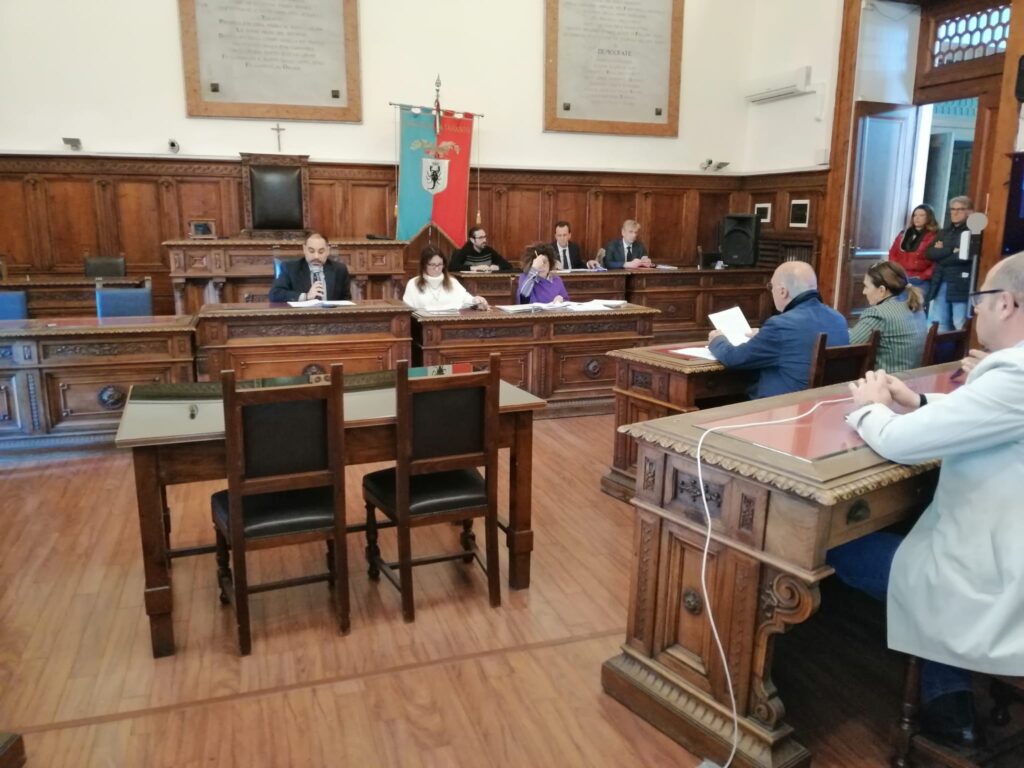 discussione consiglio provinciale del 18 aprile 2023 radiolaser news matera potenza puglia basilicata