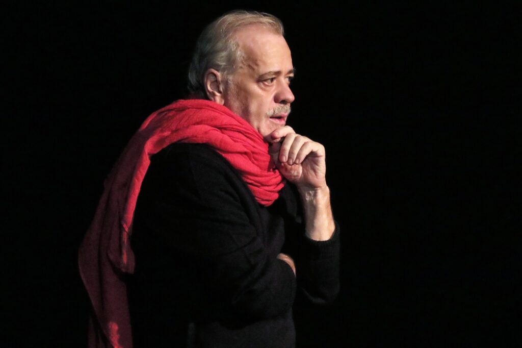 fabio tolledi astragali teatro foto marina colucci radiolaser news matera potenza puglia basilicata
