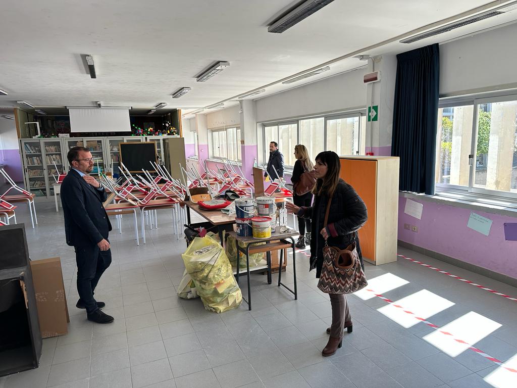 Riconsegnato dal Comune alla dirigente Berloco il plesso scolastico "Bramante" di piazza degli Olmi plesso scolastico