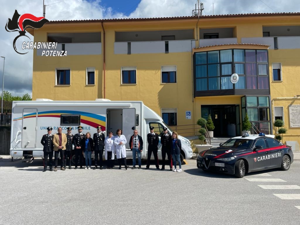 Viggiano (PZ): I Carabinieri aderiscono alla raccolta volontaria di sangue promossa da Avis. avis