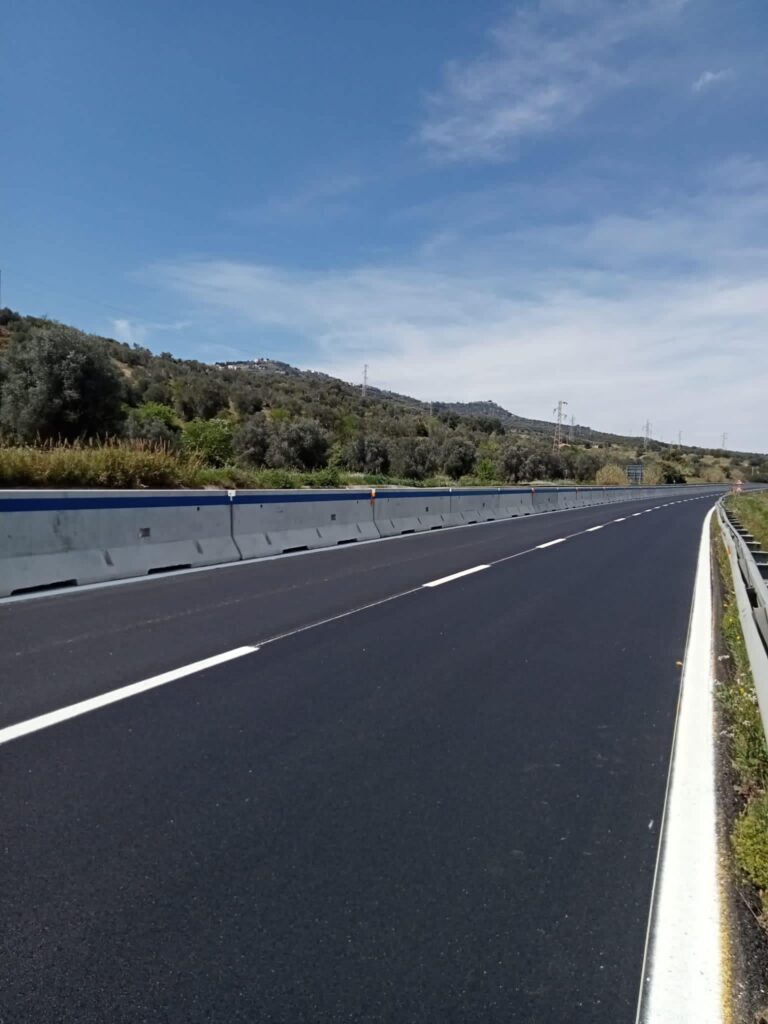 Ferrandina. Complanare Borgo Macchia e cavalcavia casello 28. complanare