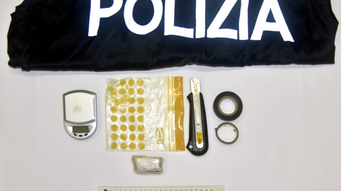35ENNE ARRRESTATO PER DROGA