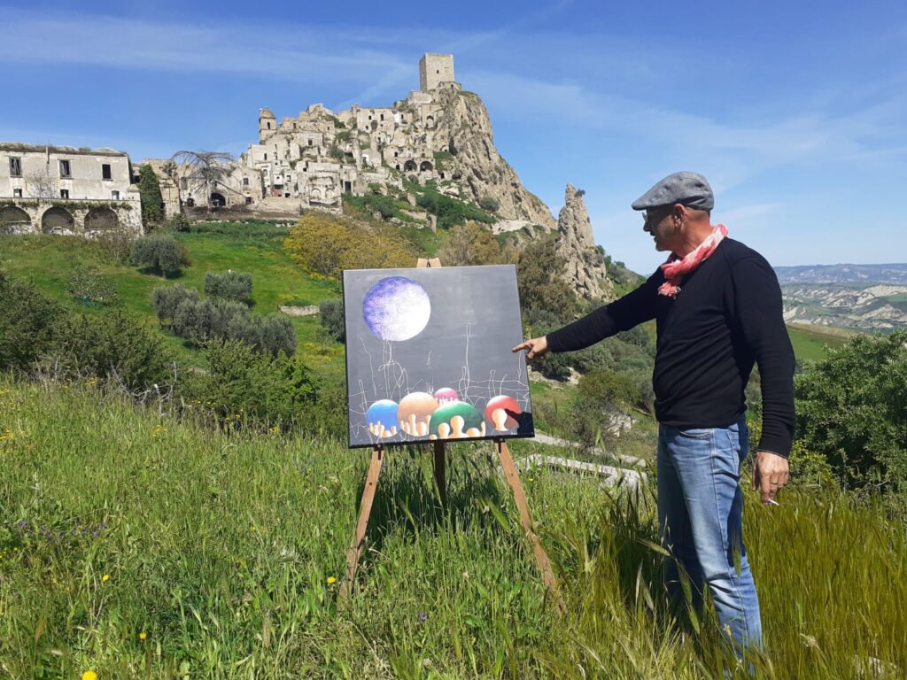 Le sagome-anime di Andrea La Casa nel paese fantasma andrea la casa