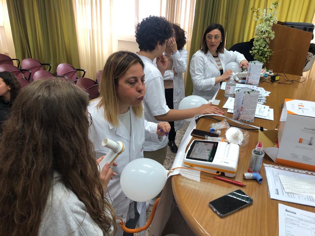 Taranto, 02 maggio 2023 – Giornata mondiale dell’Asma. Spirometrie gratuite a scuola, a Castellaneta. asma