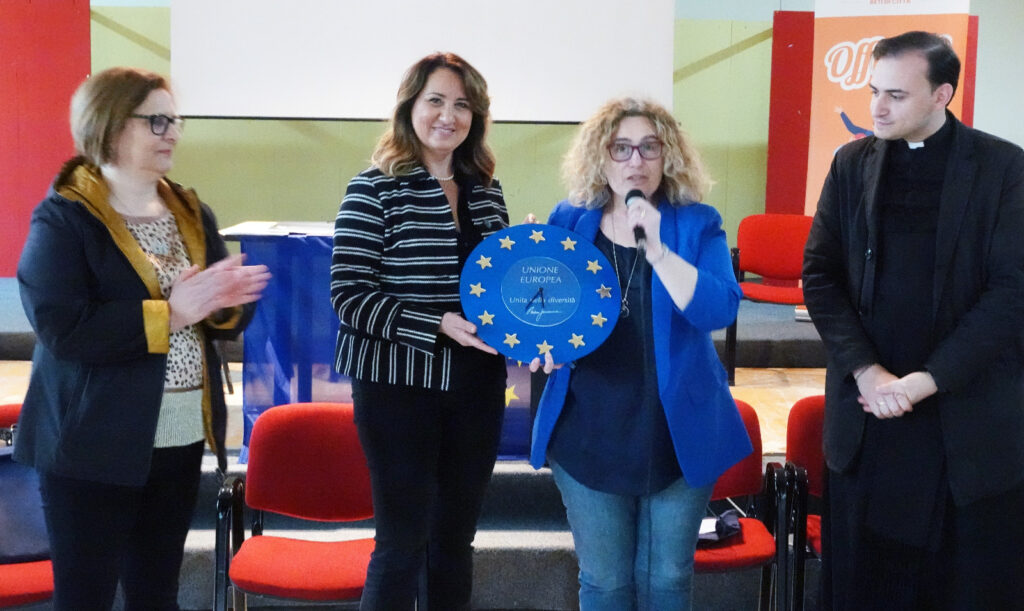 EUROPA, VALORI, SCUOLA, INCONTRO A IRSINA TRA GLI STUDENTI DEL LICEO SCIENTIFICO E L’ON. GEMMA studenti
