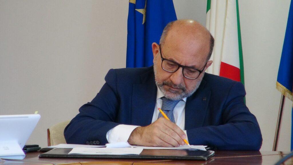 Pichetto, ci sono candidati per il deposito nucleare. Piemonte in pole position. Basilicata salva deposito nucleare