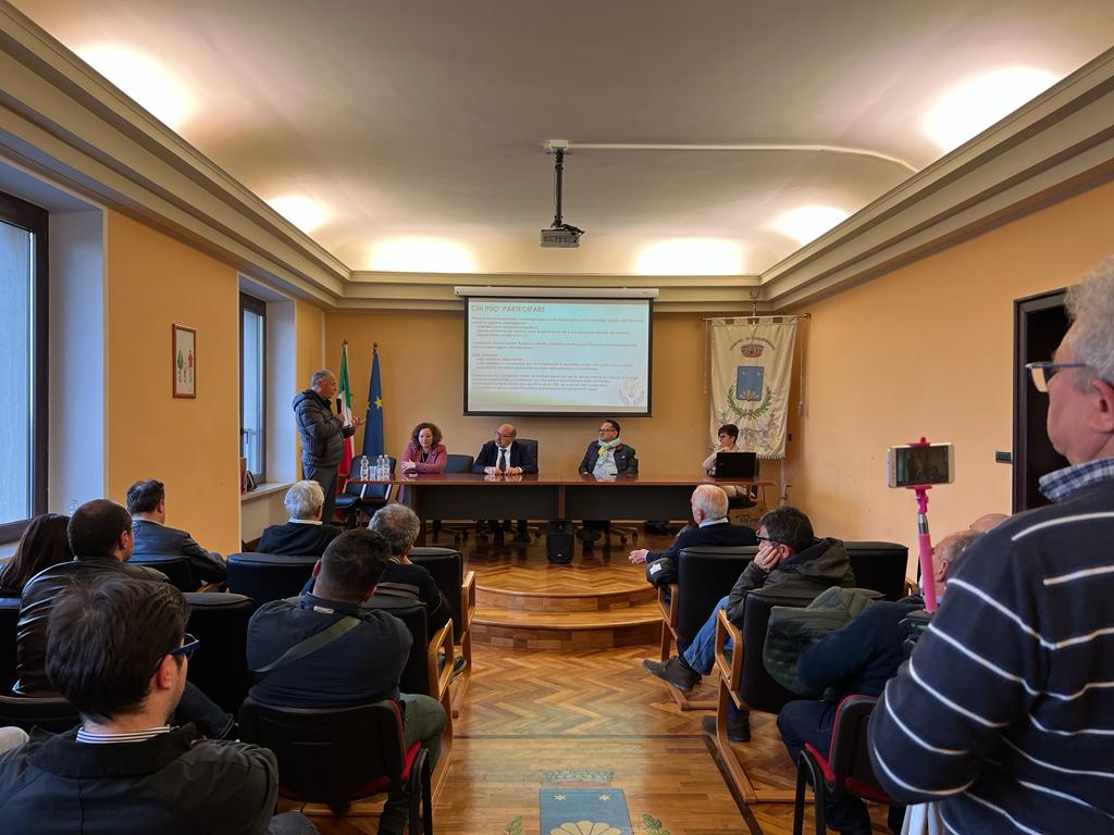 PRESENTATO A CHIAROMONTE AVVISO PER CONTRIBUTI PER IMPIANTI DA FONTI RINNOVABILI