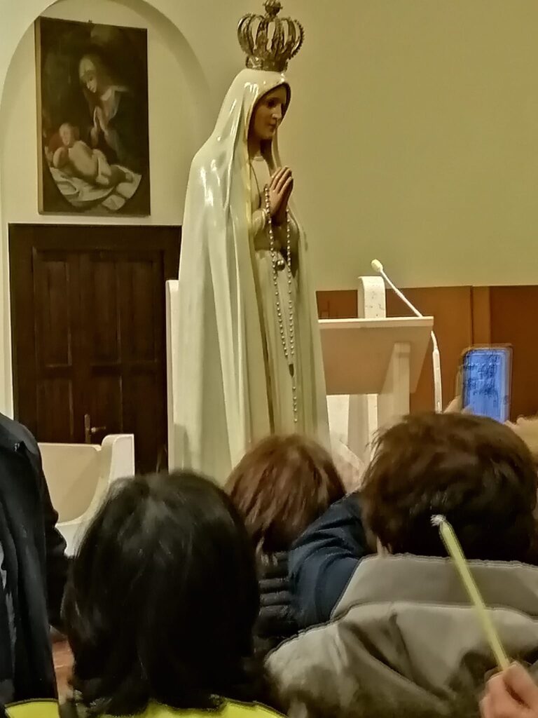 PISTICCI AL TERMINE DELLA TRE GIORN I HA SALUTATO LA MADONNA DI FATIMA CON UN ARRIVEDERCI