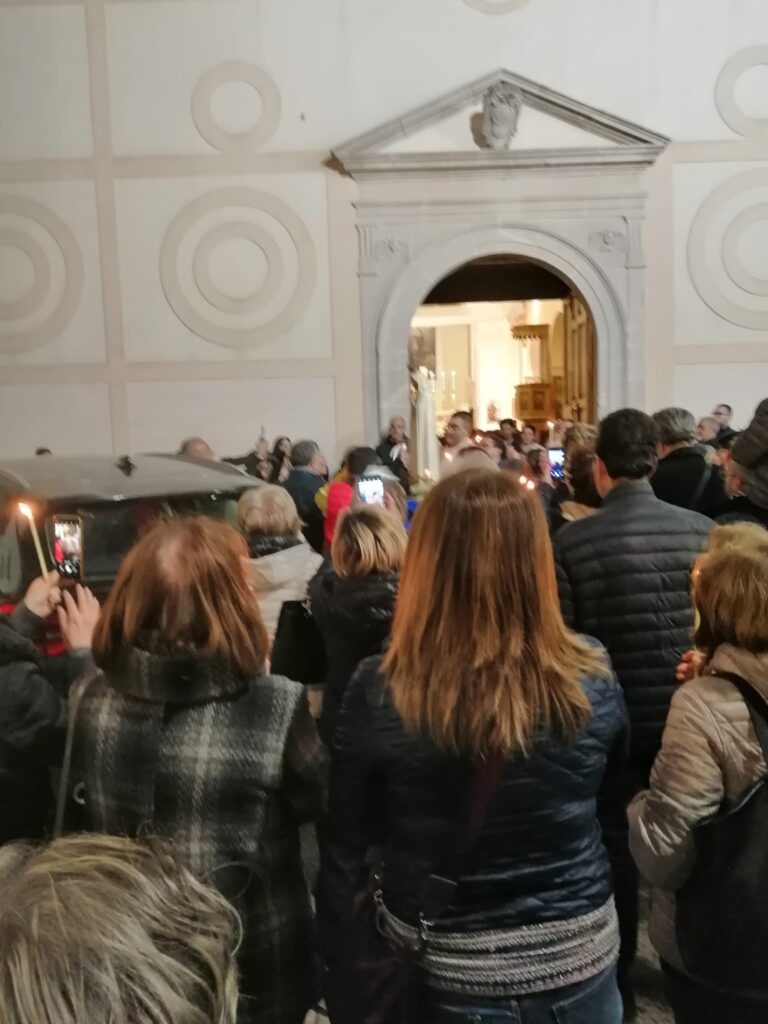 PISTICCI AL TERMINE DELLA TRE GIORN I HA SALUTATO LA MADONNA DI FATIMA CON UN ARRIVEDERCI