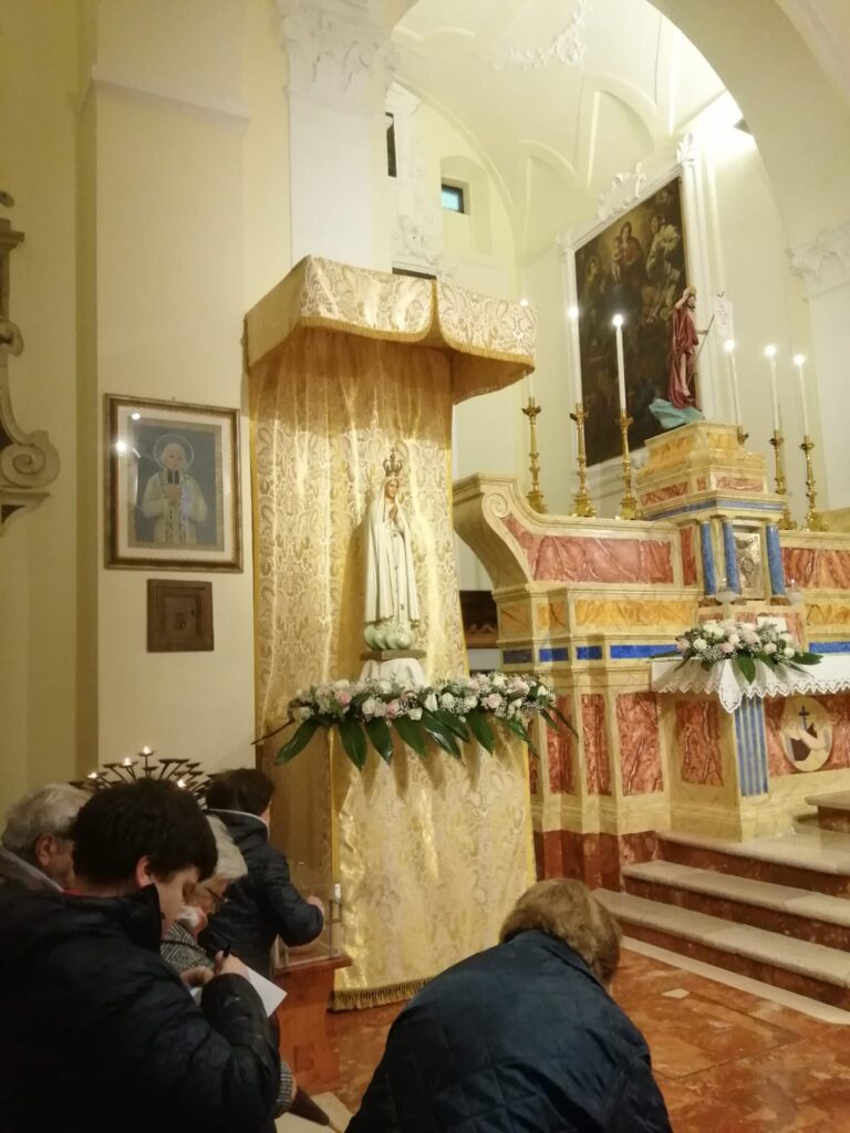 PISTICCI AL TERMINE DELLA TRE GIORN I HA SALUTATO LA MADONNA DI FATIMA CON UN ARRIVEDERCI