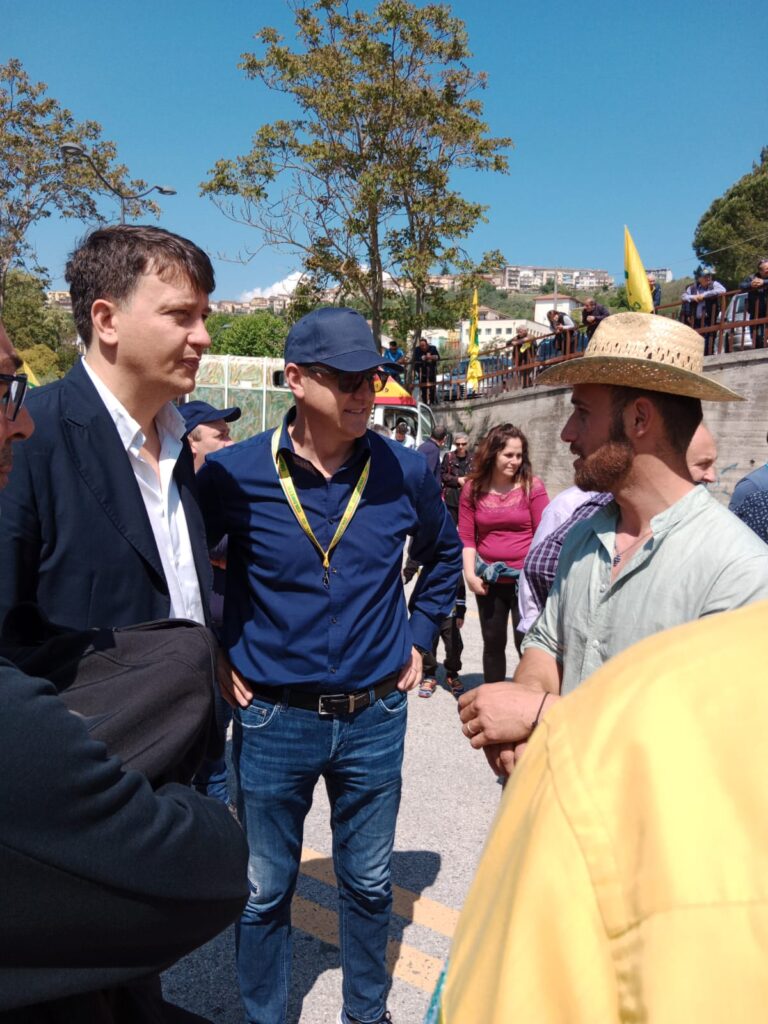 GRANDE PARTECIPAZIONE ALLA FESTA DELLA TRANSUMANZA A PICERNO transumanza