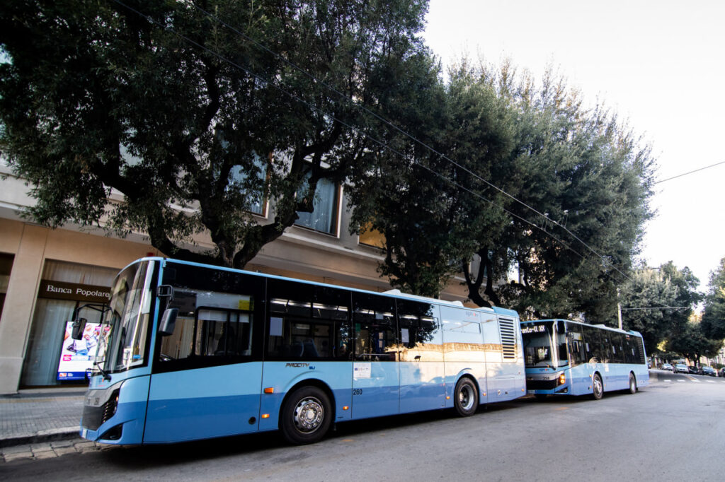 Trasporto pubblico, c’è il piano: aumento chilometri, frequenze e personale per Sgm pubblica lecce