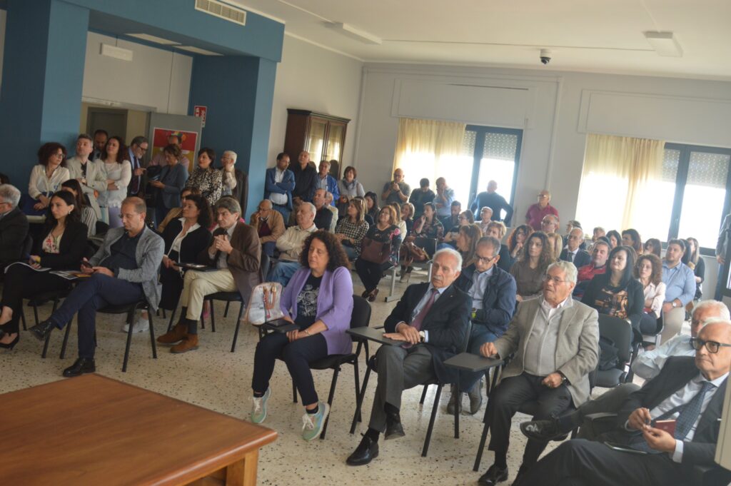 Trebisacce. Focus sulla demenza.Presentato Cafè Alzheimer. Calendario di incontri per offrire risposte demenza