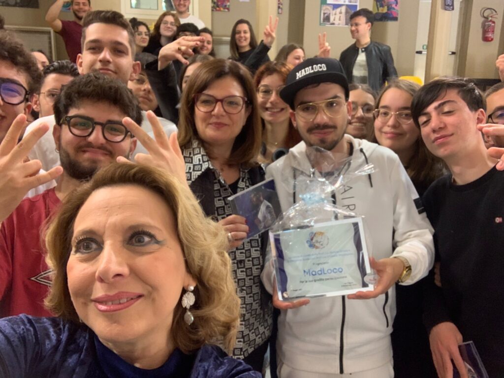 Montalbano, Liceo Pitagora. Incontro con il Rapper "MADLOCO" liceo musicale
