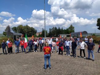 sit in unitario cgil potenza, fiom, filt, filcams, nidil davanti ai cancelli stellantis di melfi 28 presidio stellantis melfi radiolaser news matera potenza puglia basilicata