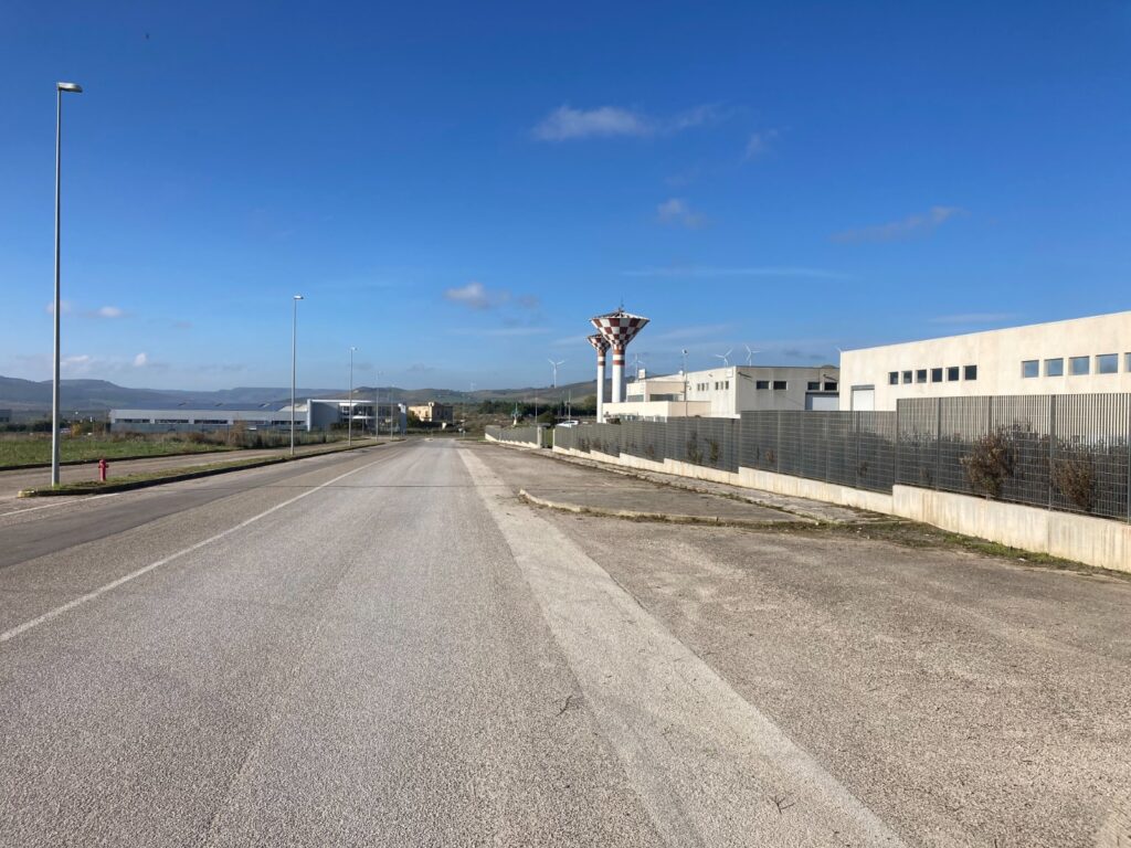 Efficientamento energetico degli impianti di pubblica illuminazione nelle aree industriali di Jesce e La Martella: consegnati i lavori a cura del Consorzio per lo Sviluppo Industriale della Provincia di Matera. sviluppo