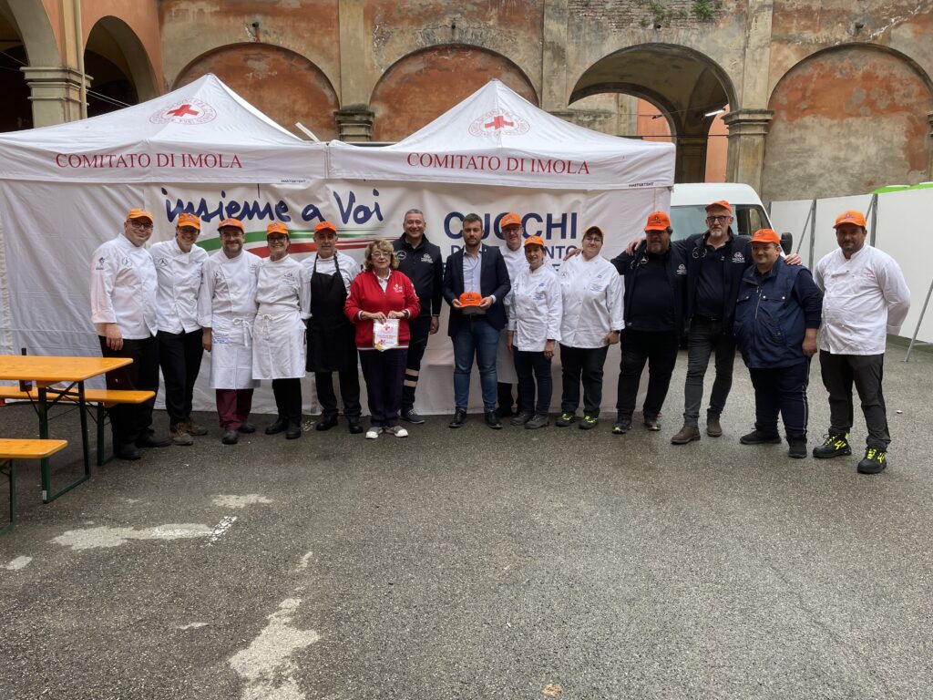Solidarietà all’Emilia Romagna, Bardi ringrazia i cuochi lucanicuochi solidarieta