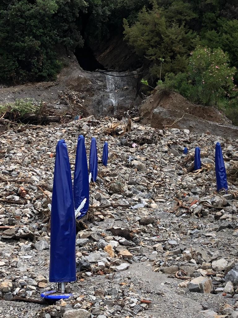 Subito un piano per la salvaguardia della Costa di Maratea, nessuno parli di sole inadempienze tecniche, manca un indirizzo chiaro della politica governativa Regionale. Bardi venga qui. indirizzo