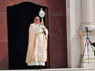 Oggi giovedì 29 GIUGNO 2023 si celebrano i SS. PIETRO E PAOLO. A Pisticci la omonima parrocchia ricorda la ordinazione sacerdotale di DON ROSARIO MANCO