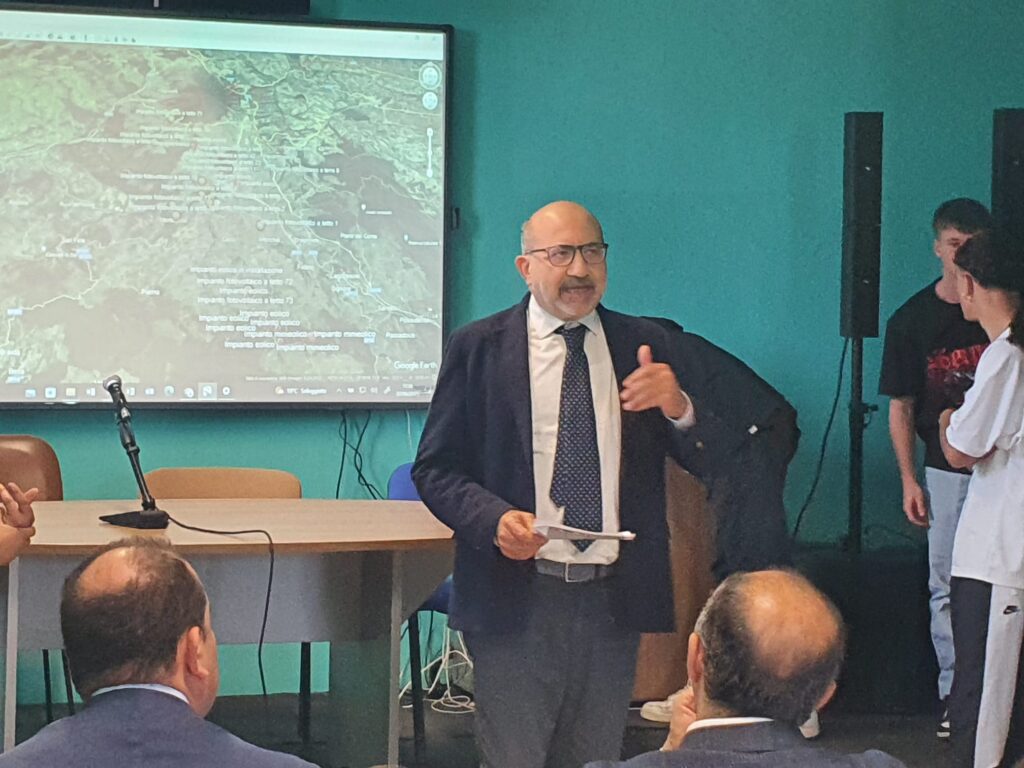 Assessore regionale Latronico a Rionero in Vulture al workshop su energie rinnovabili tra sostenibilità e resilienza workshop