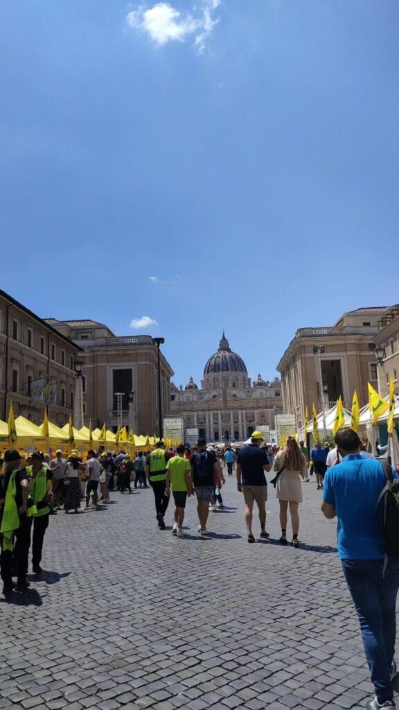 COLDIRETTI: LA BASILICA A ROMA ALL'INIZIATIVA "LA SPESA SOSPESA" basilica