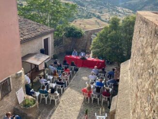 roseto capo spulico celebra la sua regina in rosso. 95 festa delle ciliegie 2023 1 e1687245207262 radio laser news matera potenza puglia basilicata