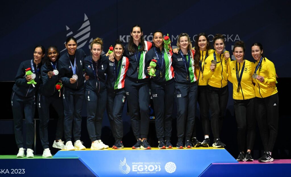 Continua il dominio del Fioretto Azzurro: la potentina Francesca Palumbo vince il titolo europeo a squadre a Cracovia fioretto azzurro