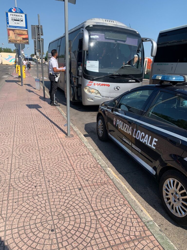Controlli su strada, la Polizia Locale intensifica la sua presenza strada