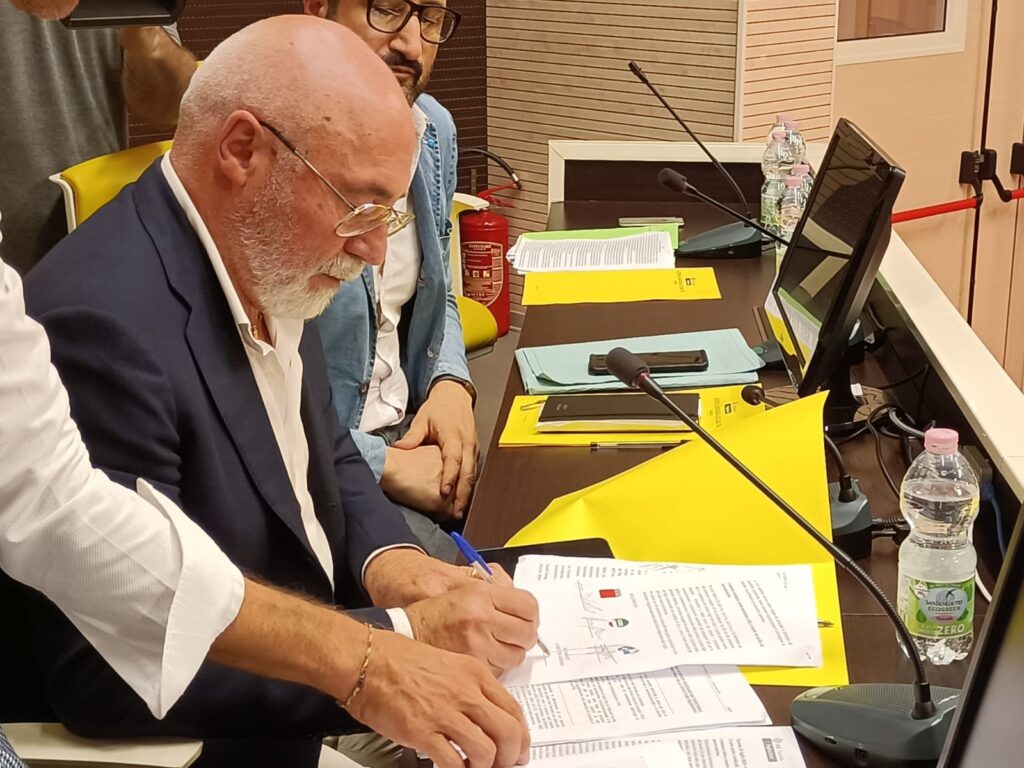 Taranto, 21 luglio 2023 – Cure domiciliari: firmato il protocollo tra Asl Taranto e sindacati. cure